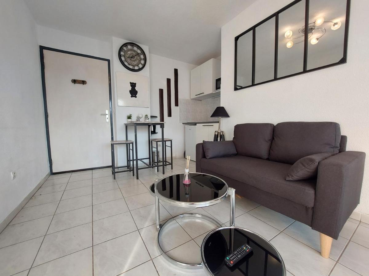 Le Totem Apartment Sete Exterior photo